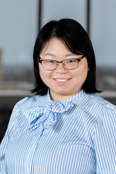 Yan Li image